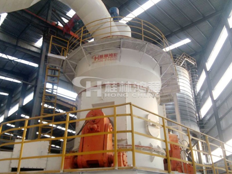 高細(xì)度石油焦磨粉機：HLM大型石油焦磨粉機